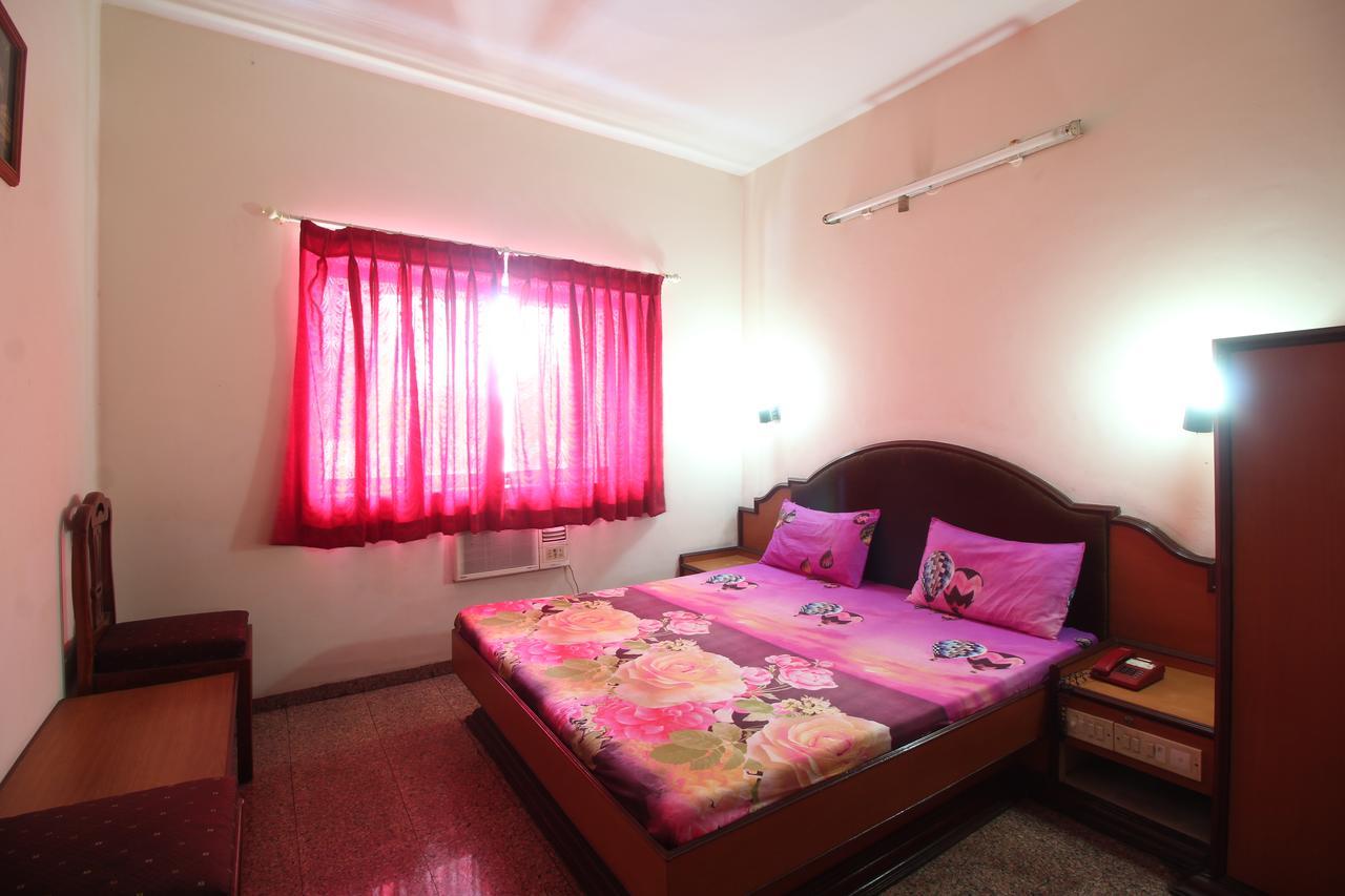 Soubhagya Inn Silvassa Exterior foto